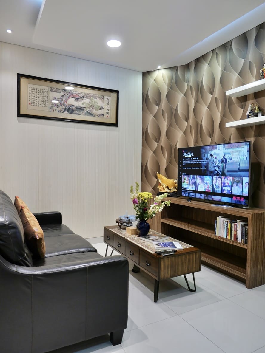 The welcoming waiting area at Art Denta Care
